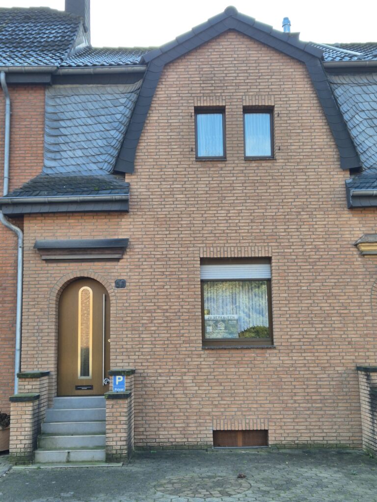 [Verkauft] Handwerker aufgepasst – Reihenmittelhaus mit Potential !!!